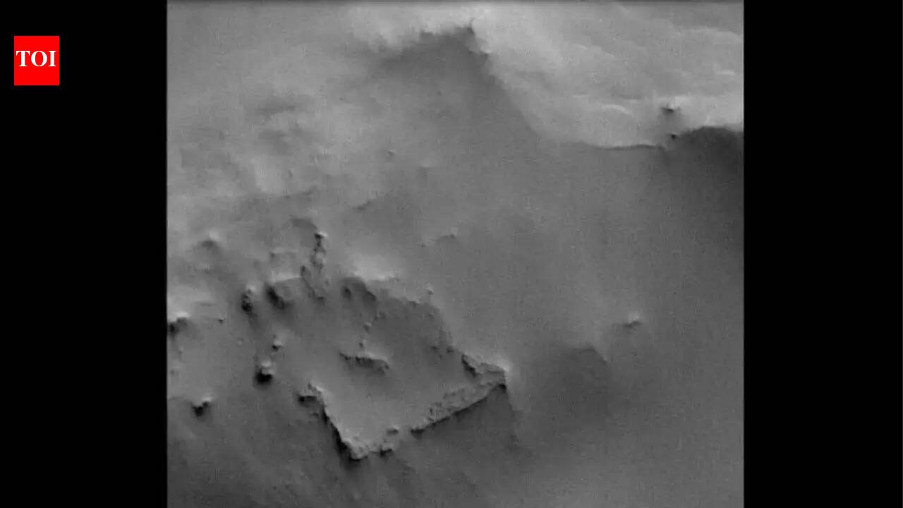 NASA’s 'square on Mars' image that went viral overnight: What scientists found next shocked many