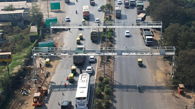 India’s first barrier-less toll system launched on NH-48 in Gujarat; here’s what it means for commuters – The Times of India