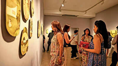  A new way to experience & engage with art