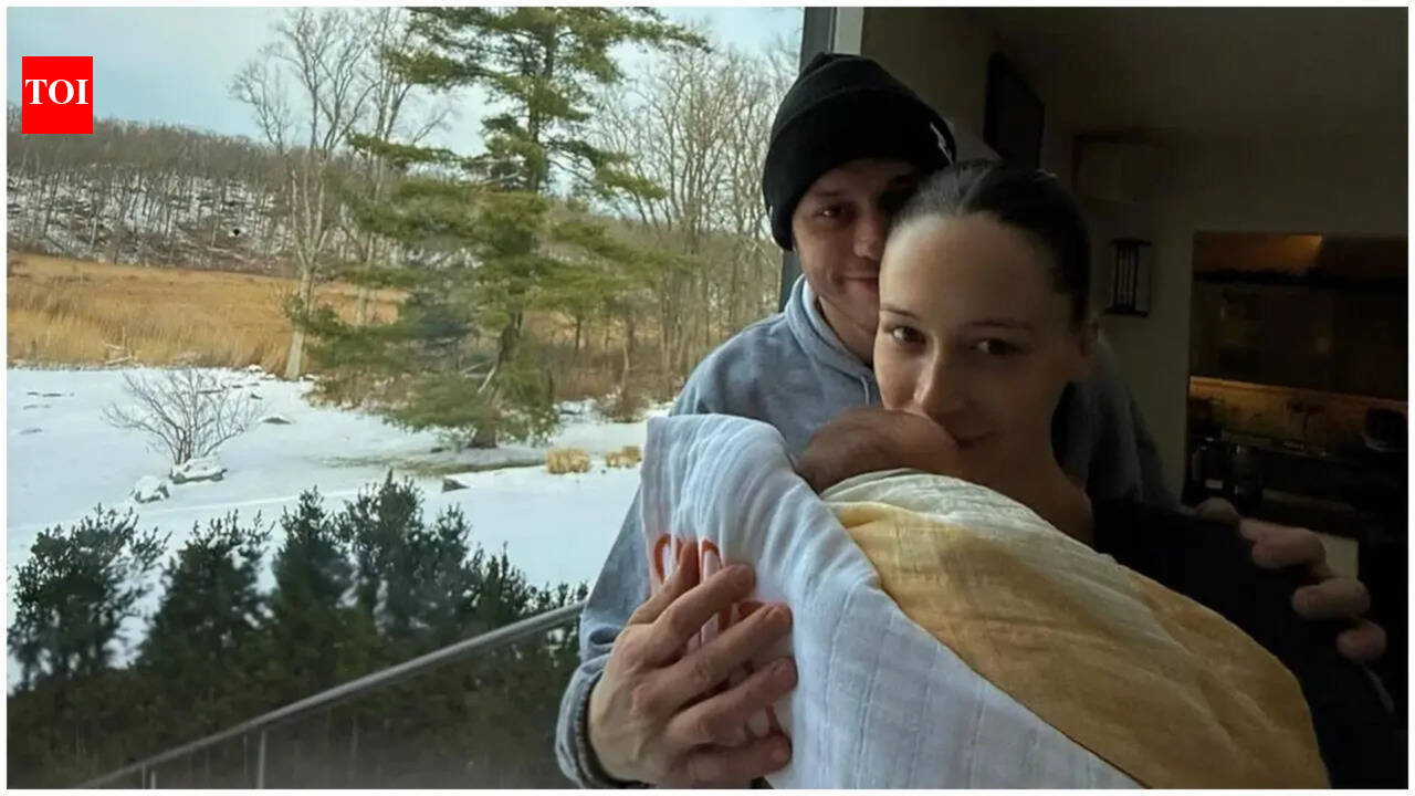 Pete Davidson and Elsie Hewitt ‘working through issues’ while prioritizing daughter Scottie Rose - Report