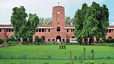 DU defers PG and professional exams scheduled between May 20–25, cites “unavoidable circumstances” – The Times of India