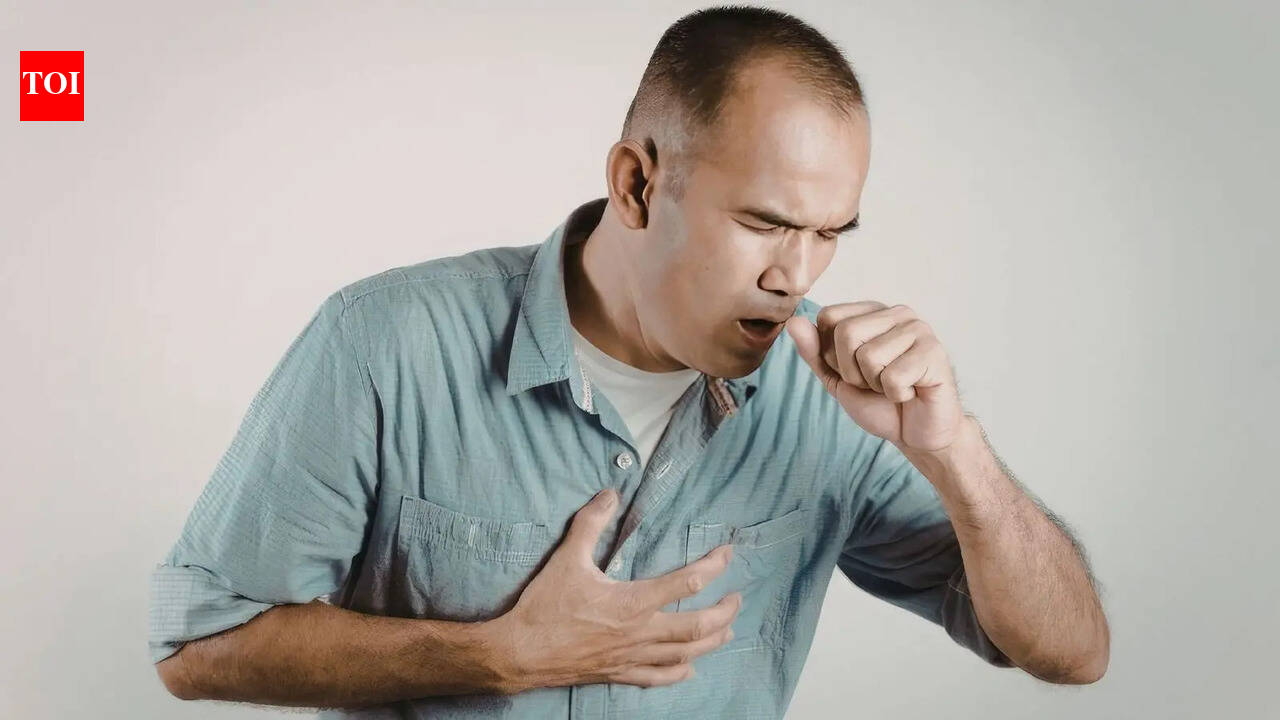 Waking up with a dry mouth every day? Doctors say it’s not just dehydration
