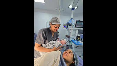 Another milestone: Double-amputee doc becomes mom after high-risk pregnancy