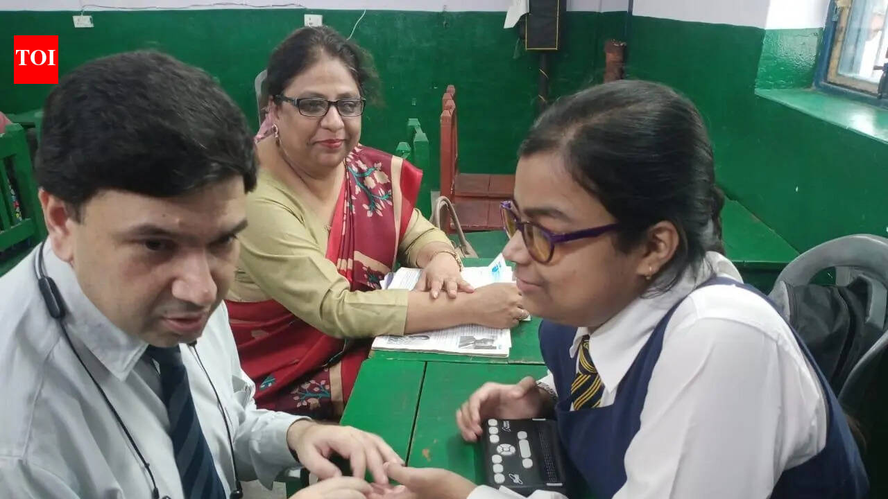 Teacher, teamwork & touch: How this deaf-blind  ISC student compete and win on equal terms