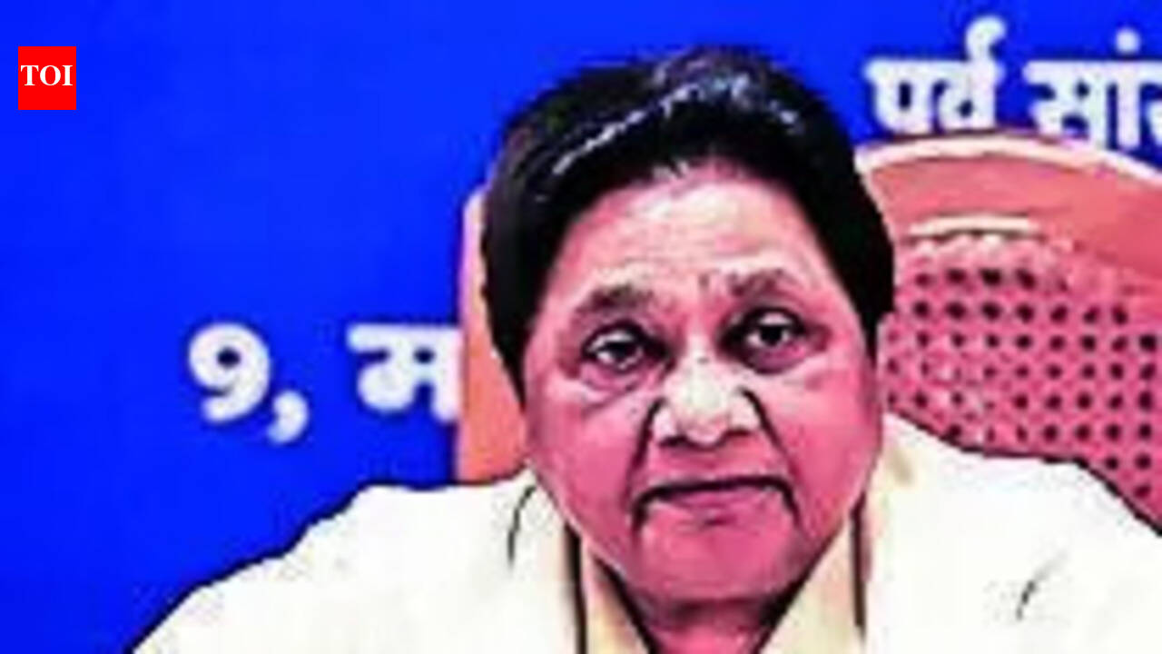 Daily wage system, outsourcing hurting workers’ lives: Maya