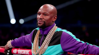 Is Floyd Mayweather Jr about to lose his passport as IRS targets $7.25 million tax debt before fights