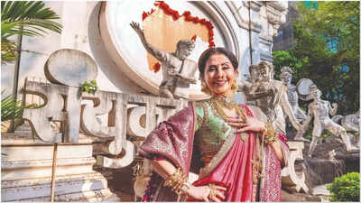 Exclusive! Urmila Matondkar stuns in Nauvari Sari at Shivaji Park, opens up about pride in her Marathi roots
