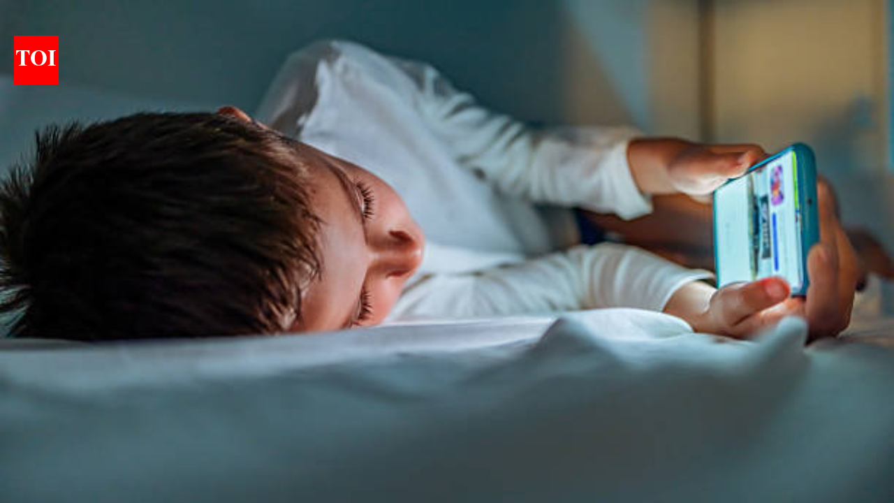 Too much screen time? AIIMS study links mobile phones to autism risk
