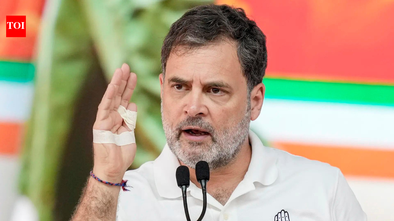 'Manuvadi, anti-women mindset': Rahul Gandhi rips into BJP over 'pallu' remark on Congress MP Geniben Thakor