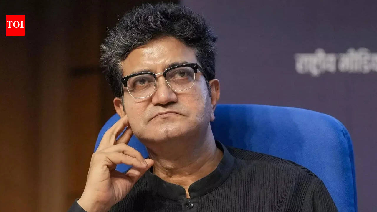 Prasoon Joshi appointed Prasar Bharati chairman