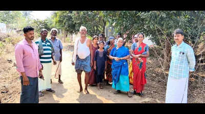 Humiliation in the heat: Vinayaka camp residents sneak for drinking water