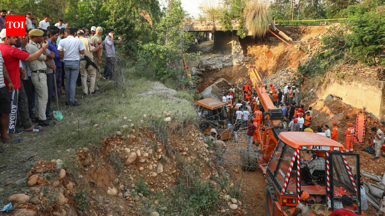 Jammu bridge collapse toll rises to three, 2 engineers suspended