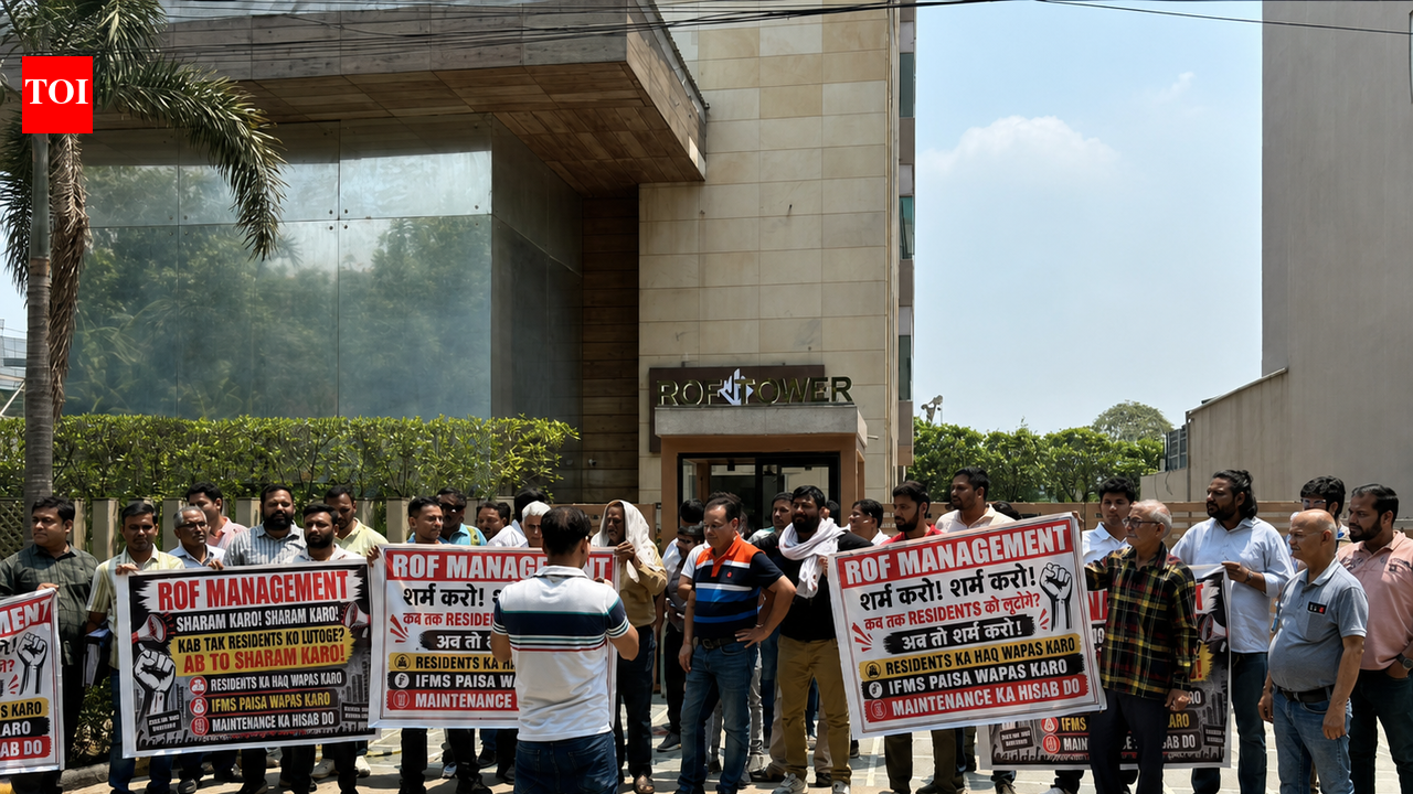 Residents protest delays, poor upkeep of society, demand transparency