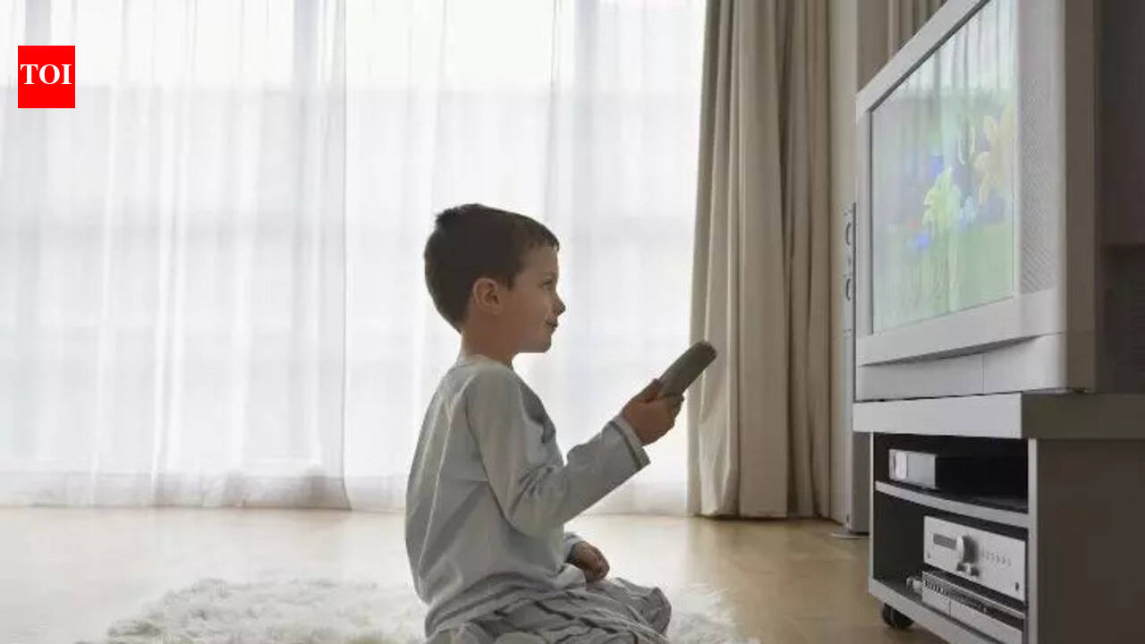 Experts caution parents against exposing infants to screens