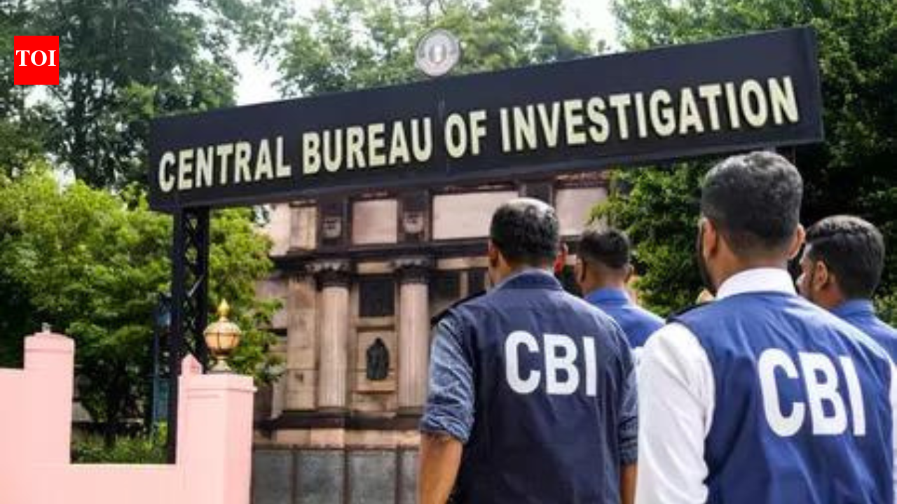 CBI arrests 2 for Rs 2,700 crore fraud after extradition from UAE