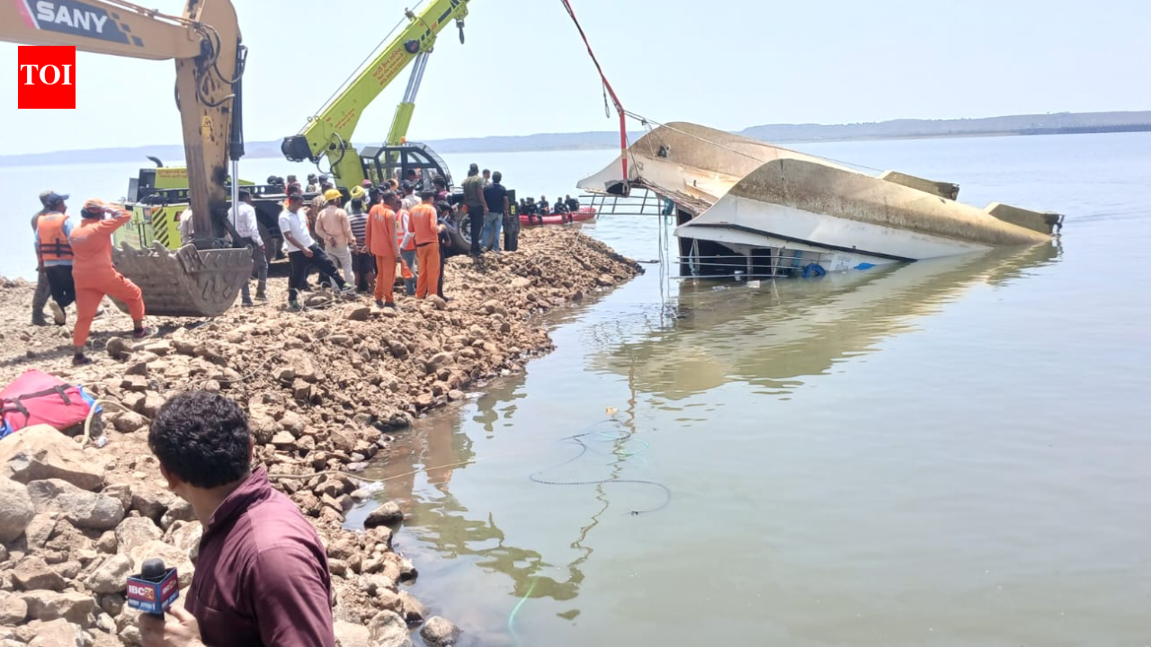 11 dead in MP boat tragedy: Warnings ignored; cruise sailed in 50km/h winds, ended in sinking