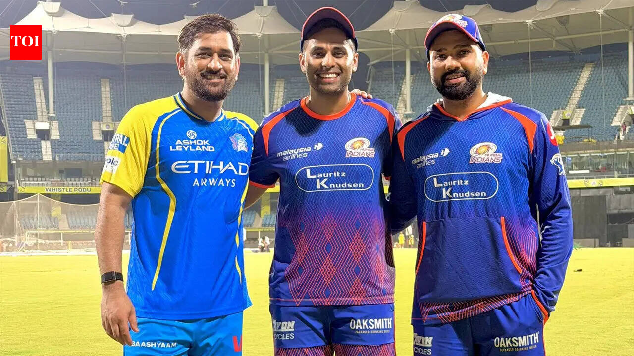 'Pehle Rohit bhai, phir Dhoni bhai ... ': Surya reveals story behind iconic pic