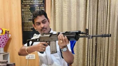 West Bengal polls: EC suspends Kalighat officer-in-charge after post with INSAS rifle in uniform