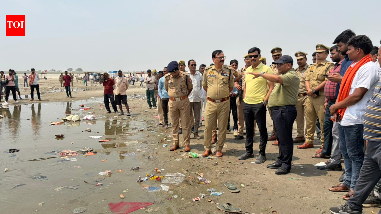 During Mundan ceremony, 2 UP girls slip into river Ganga; rescue attempt turns fatal, 4 drown