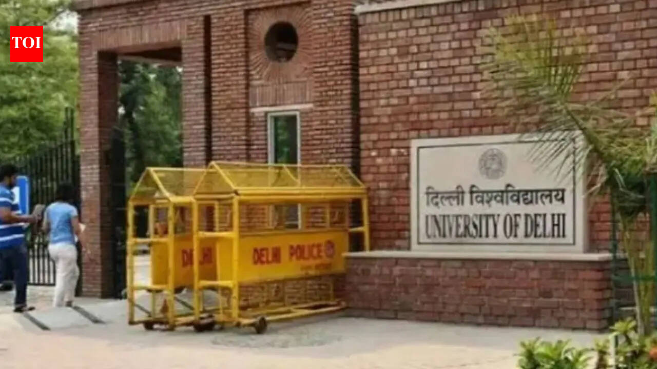 सीबीएसई कक्षा 12 परिणाम 2026 जल्द ही अपेक्षित: डीयू, जेएनयू और शीर्ष कॉलेजों से बीए, बीएससी और बीकॉम के लिए आवश्यक अंक