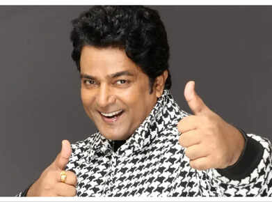 Navin Prabhakar on World Laughter Day: Memes can&rsquo;t replace the magic of live laughter