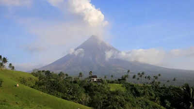 Mayon Volcano eruption: 1,500 families evacuated, airspace restricted near Manila