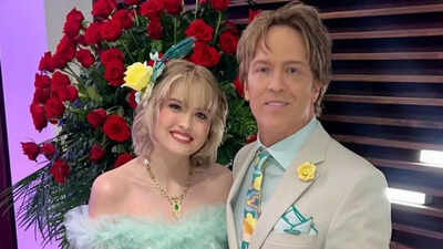 Larry Birkhead says people expect daughter Dannielynn to follow her mother Anna Nicole Smith’s footsteps, but she’s chosen criminal studies | – The Times of India
