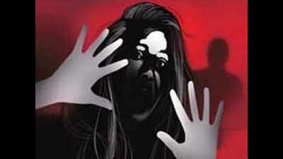 Five held for gang rape of dancer in Buxar