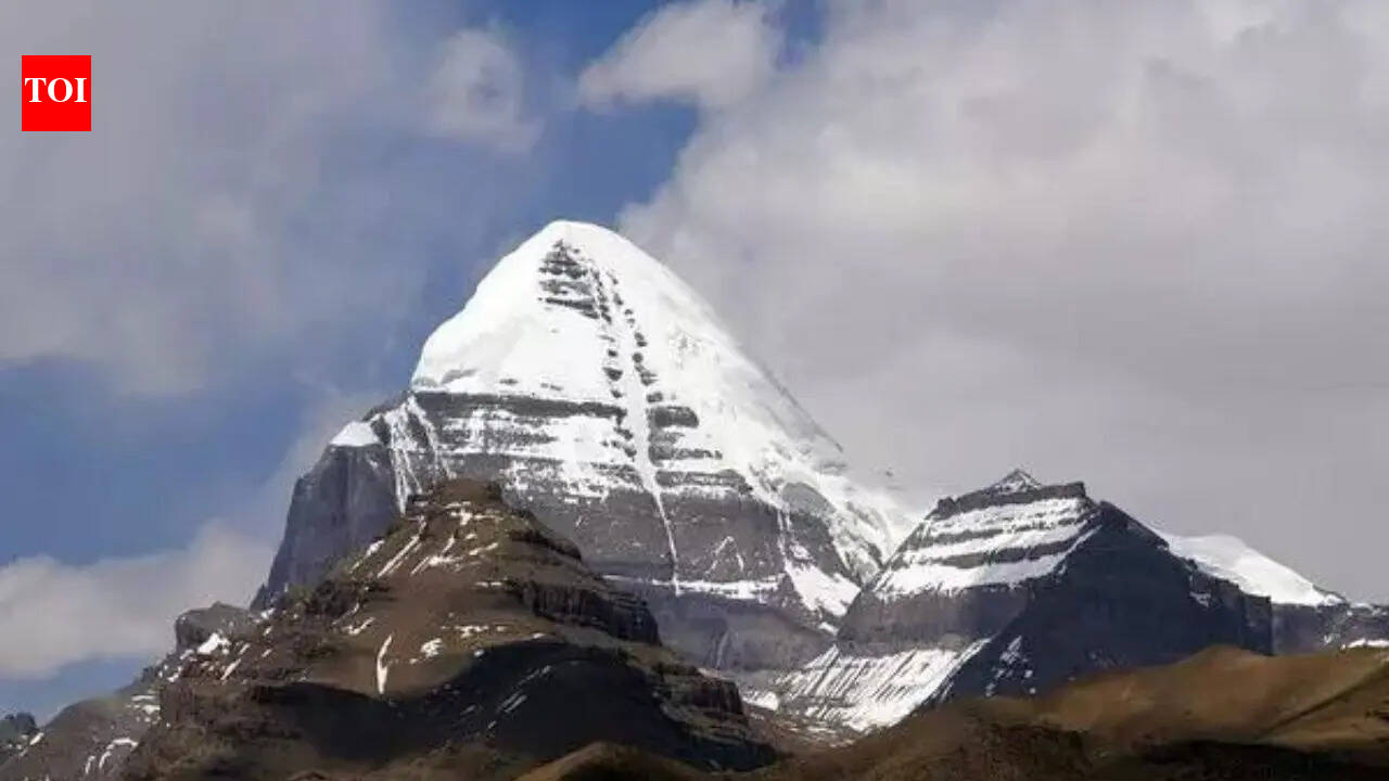 Nepal stirs row with India, objects to Kailash Mansarovar yatra via Lipulekh; MEA replies