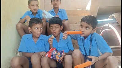 Students in this Kolhapur school give up junk food to save and invest