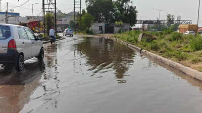 Rain leaves parts of city waterlogged
