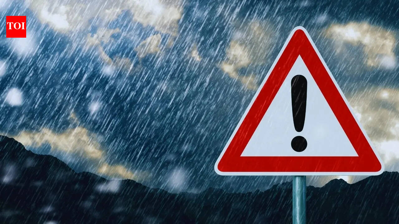 From hills to coasts: Severe weather alert issued across India—what travellers should expect