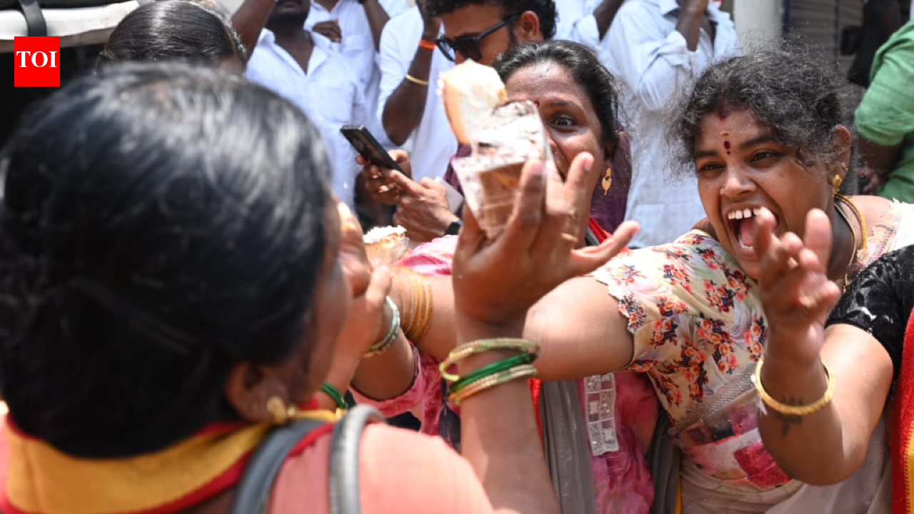 TVK makes inroads into Madurai; ministers P Moorthy and Palanivel Thiagarajan trailing