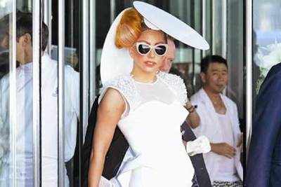 Lady Gaga wears Indian design