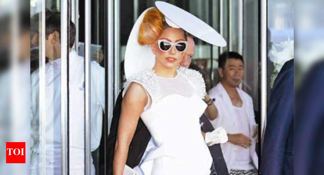 lady gaga in indian dress wears design spring1_2026