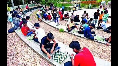 Beyond winning: Chennai’s chess enthusiasts prioritize fun over competition; Monthly park sessions foster friendships and leisure