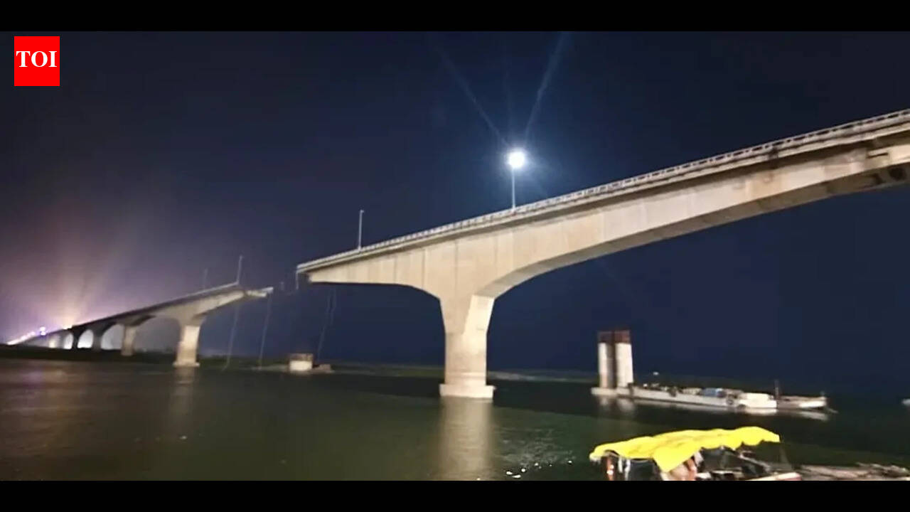 CM orders probe into Vikramshila Setu span collapse