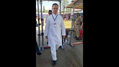Fighting from father's turf, Gaurav loses on assembly election debut