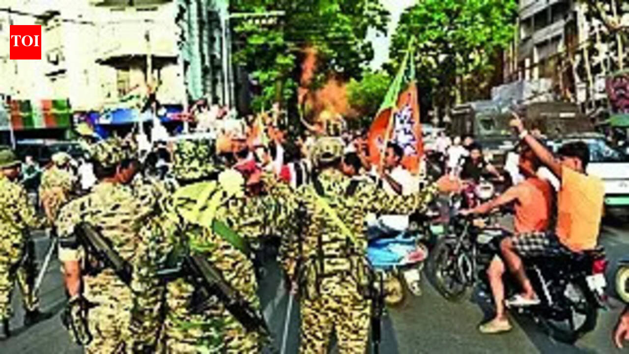 Mamata's Kalighat home &amp; secretariat office under lockdown, orders issued to secure records