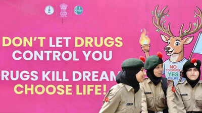 Governor Manoj Sinha leads march in Lal Chowk for drug free Jammu and Kashmir