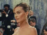 Margot Robbie's Met Gala dress took 761 hours to make