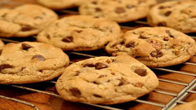 In 1938, Ruth Wakefield’s simple choice of mixed chopped chocolate into cookie dough created America’s favourite dessert