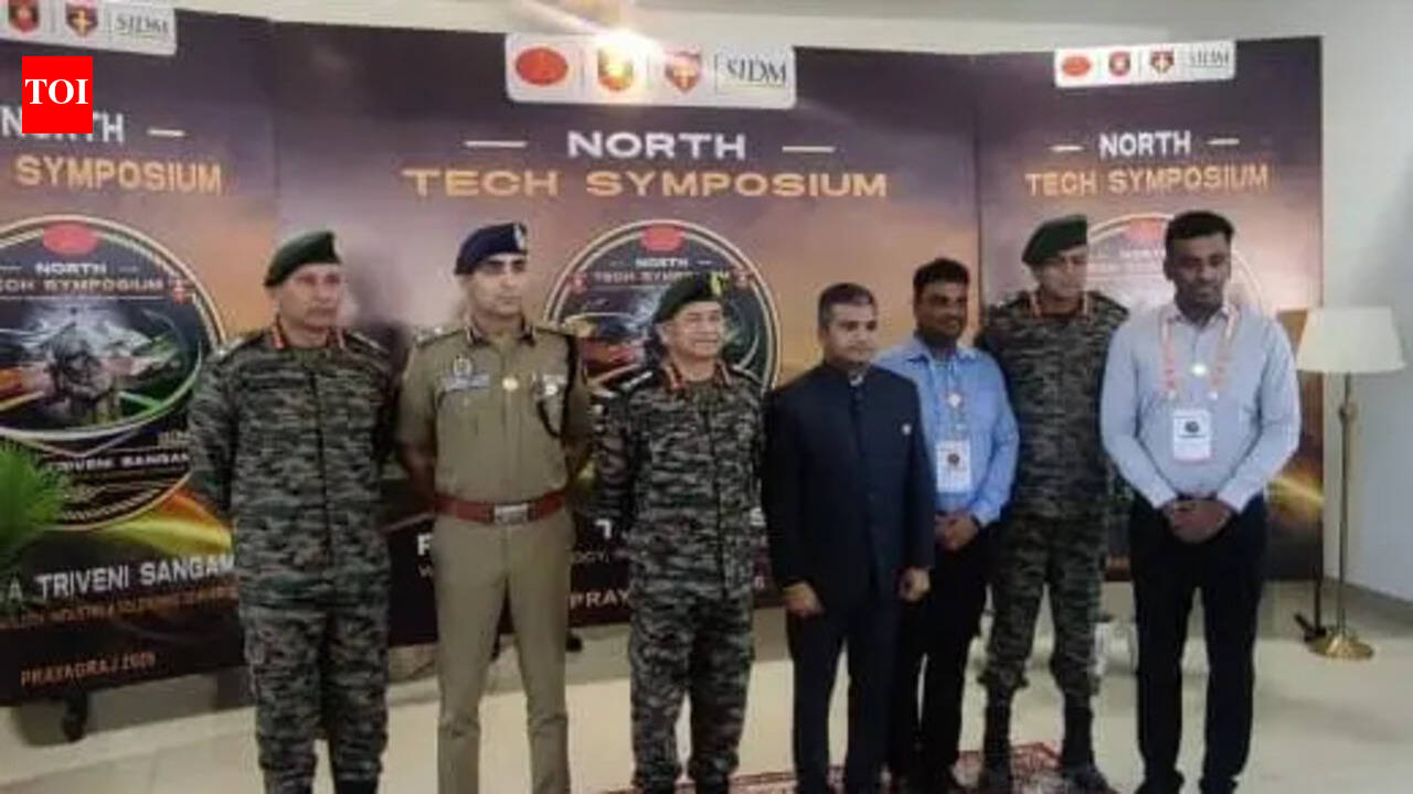 Army chief honours officials at symposium