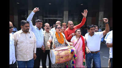 BJP workers celebrate party’s win in city