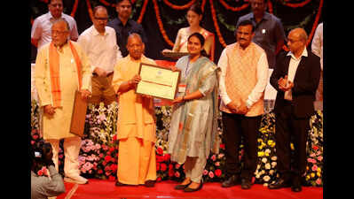 Candidates hail govt’s transparent policy