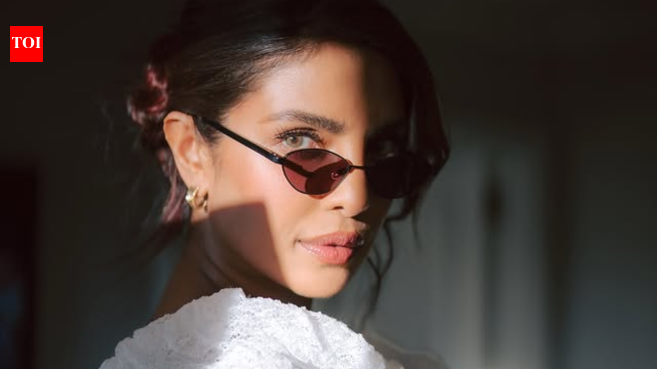 Priyanka Chopra Parenting Advice: “What I would tell you is something my father did, he gave me…” Priyanka Chopra shares one thing every father should do for his child – The Times of India