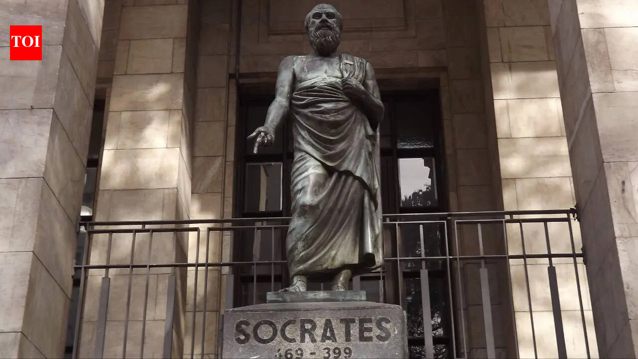 Quote of the day by Socrates: “Strong minds discuss ideas, average minds discuss events, weak minds discuss people”