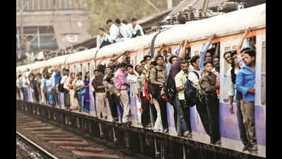 Man rescued from train’s roof