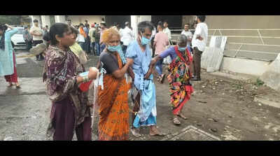 Fire breaks out in basement parking of commercial complex in Nashik, prompting evacuation