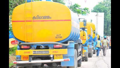 Disaster management funds will be given for distributing water in city